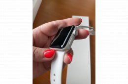 Fehér 38 mm Apple Watch Series 3
