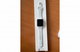 Fehér 38 mm Apple Watch Series 3