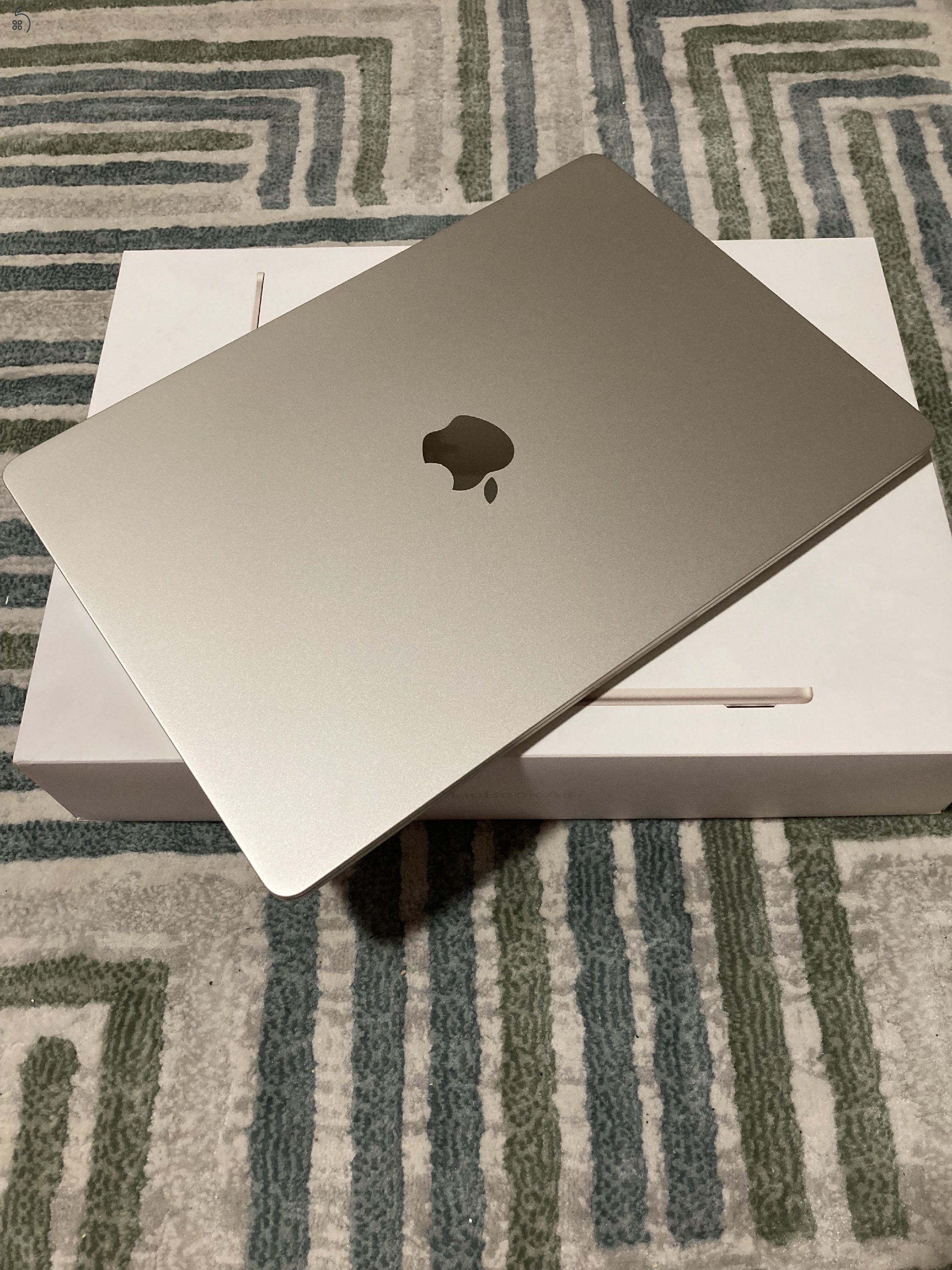 MacBook AIR 15,3” M2 Chip 512GB SSD! Gyönyörű! 