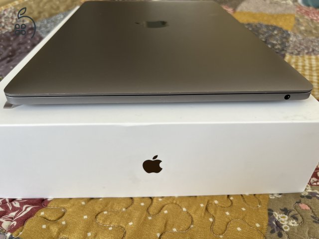 Apple Macbook Pro 13' M1 16GB / 512GB