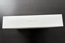Macbook Air M4 13 / 256GB