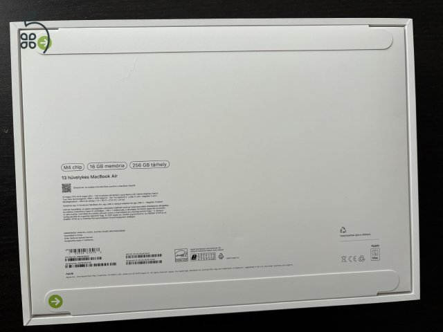 Macbook Air M4 13 / 256GB