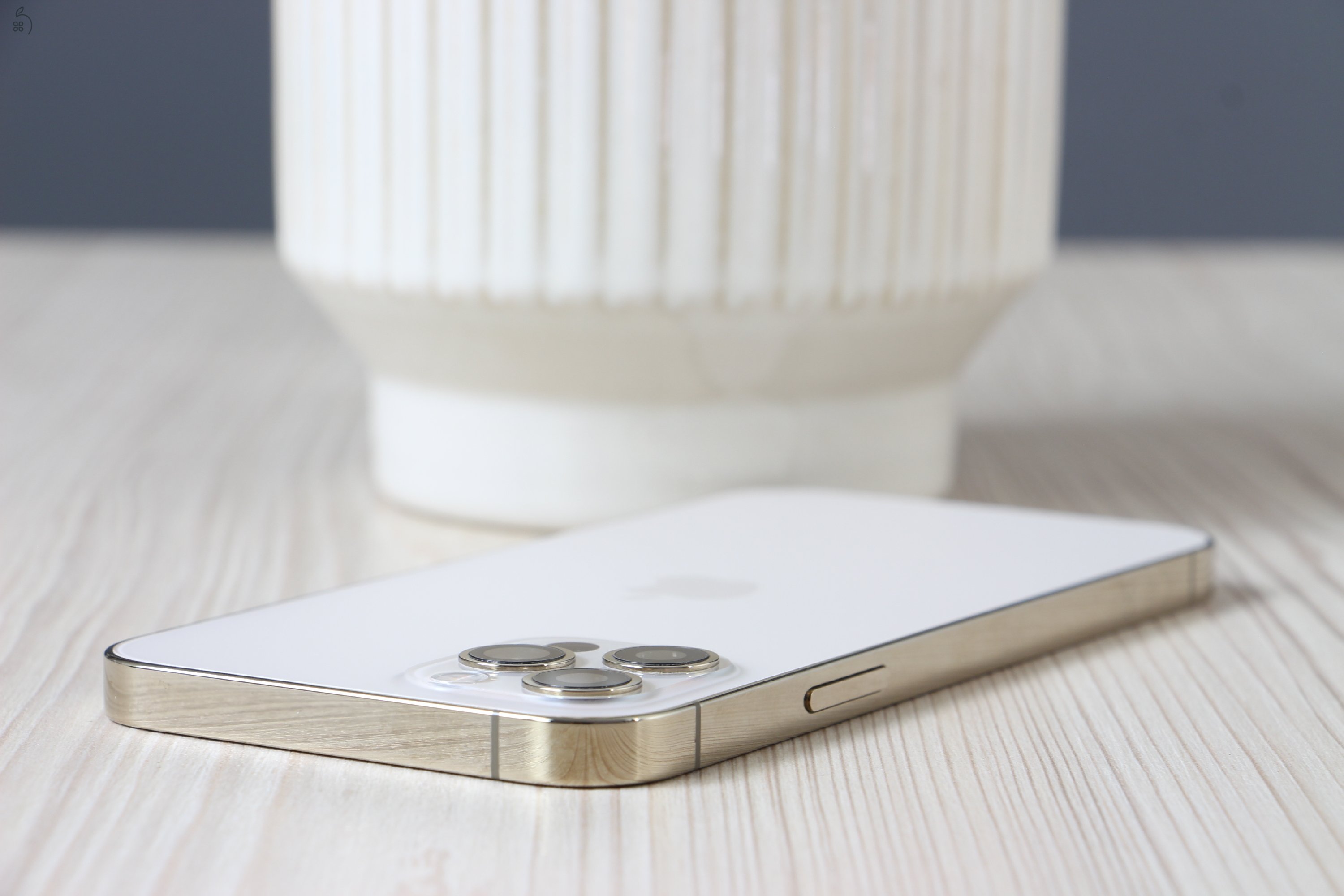 iPhone 12 Pro 512GB arany B US-6555