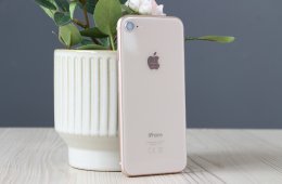  iPhone 8 64GB arany C+ US-6557