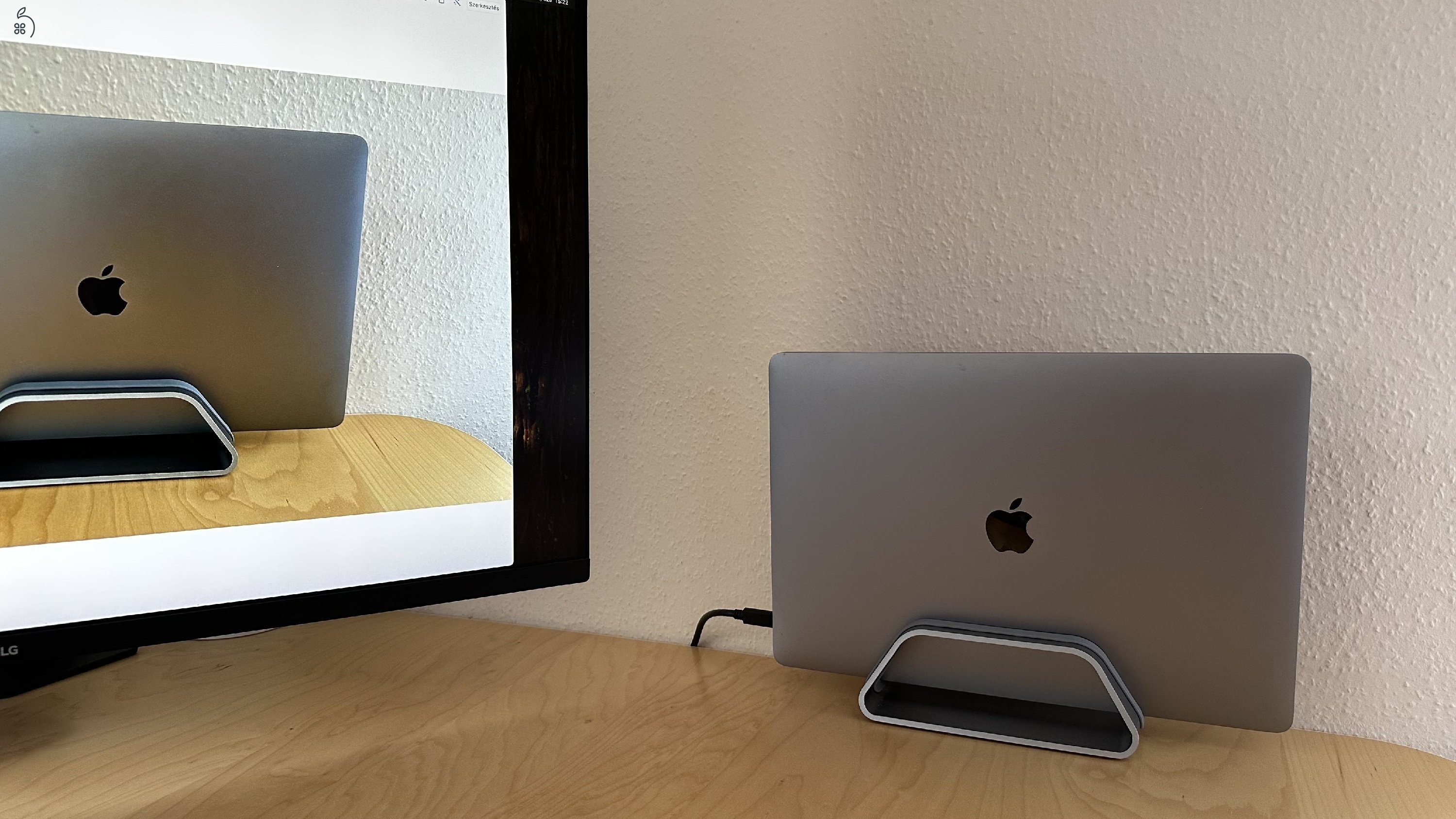 Eladó MacBook Pro 15” (2018) – i7 / 16GB / 512GB / Radeon 560X – csak külső monitorral használható