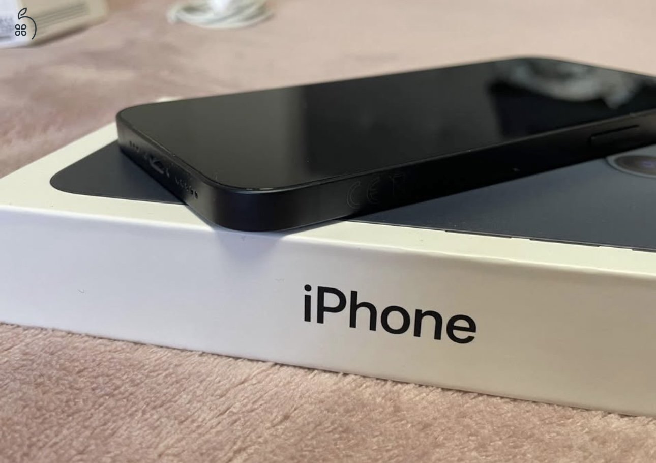 iPhone 13 256GB - AKKU 90% - Éjfekete, hibátlan állapotban