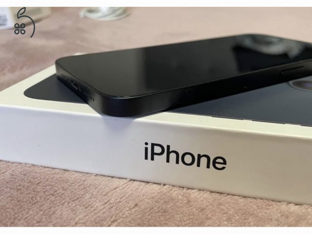 iPhone 13 256GB - AKKU 90% - Éjfekete, hibátlan állapotban