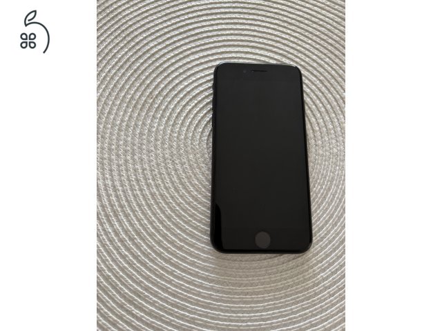 iPhone 2020 SE 128 Gb fekete