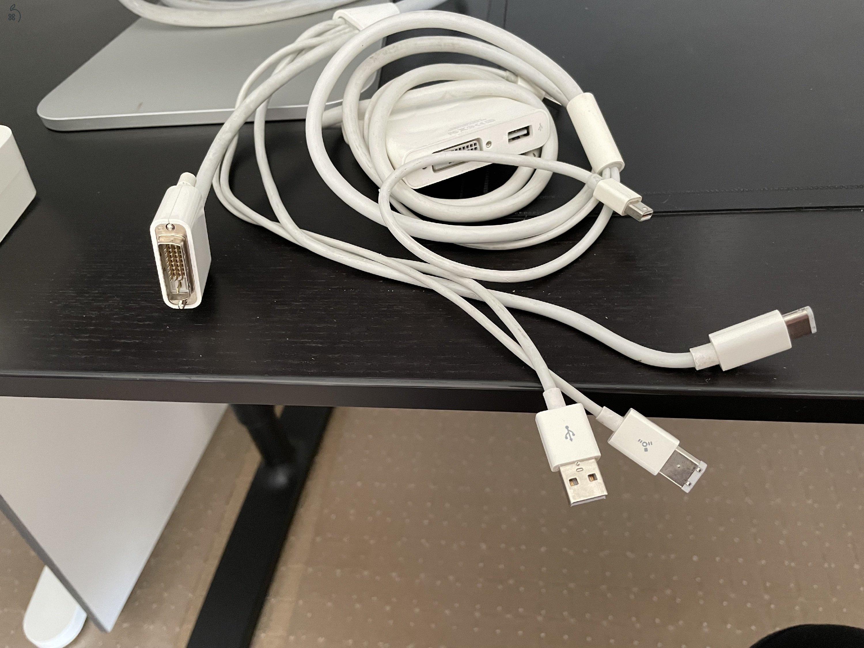 Apple Cinema Display 30