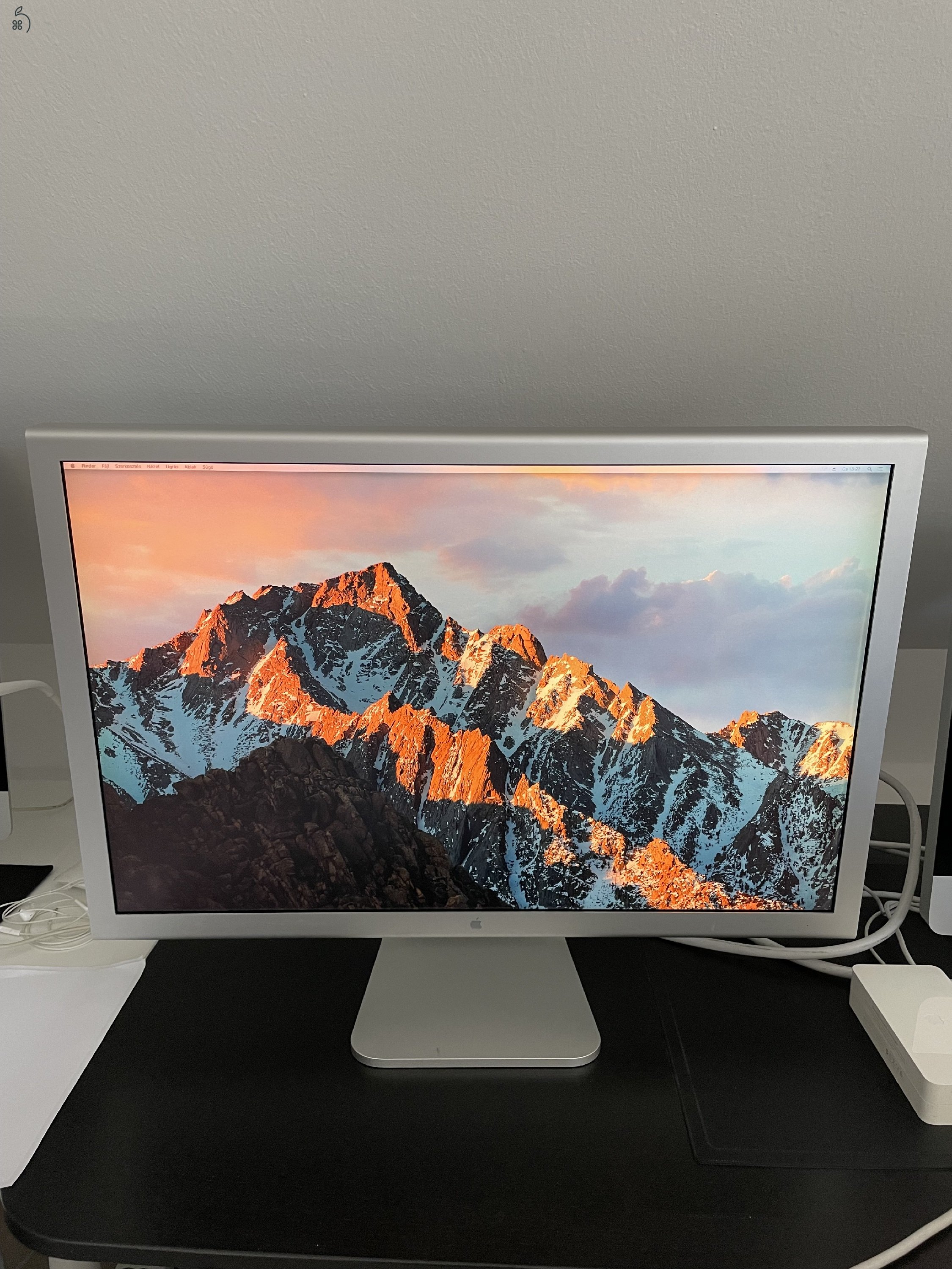 Apple Cinema Display 30