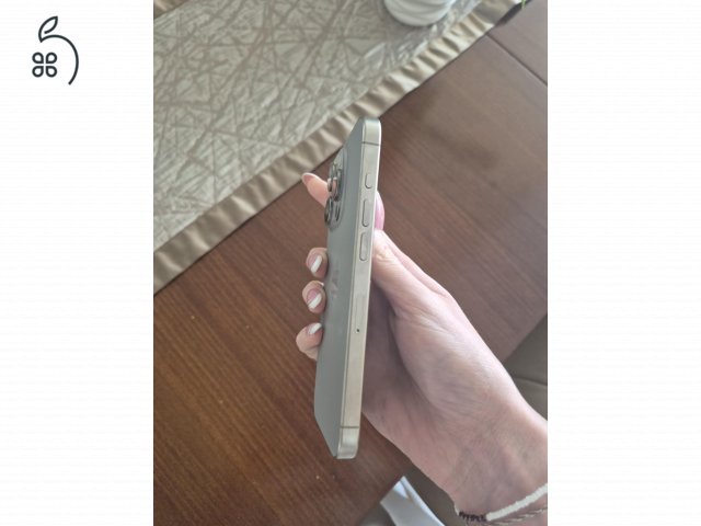 Iphone 15 pro,natúr titán, 256gb,87%,hibátlan