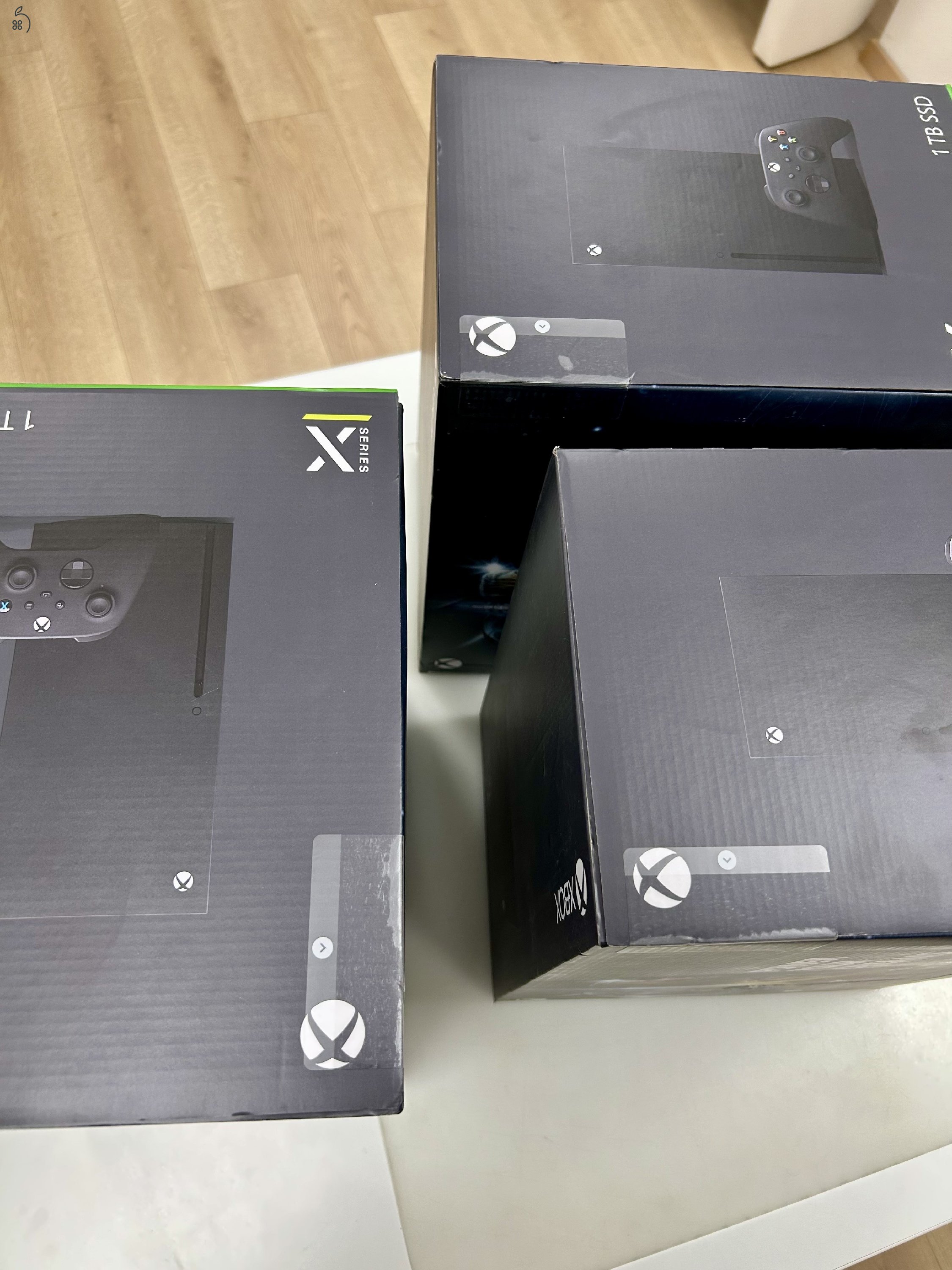 Bontatlan Xbox Series X 1TB 2 év gyári garanciával üzletből!