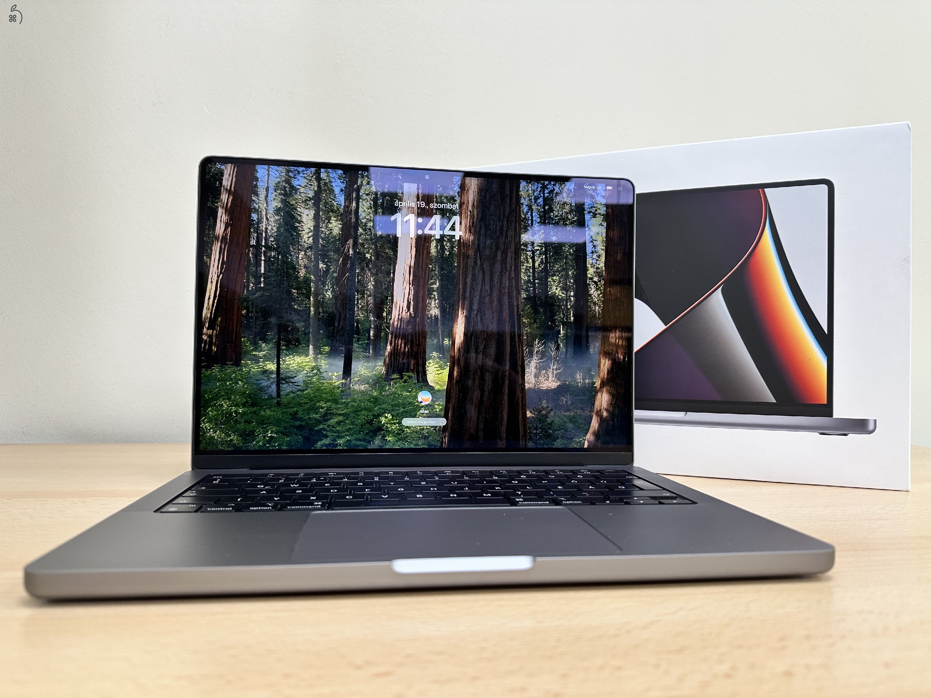 Üzletből, garanciával, Macbook Pro Retina 14