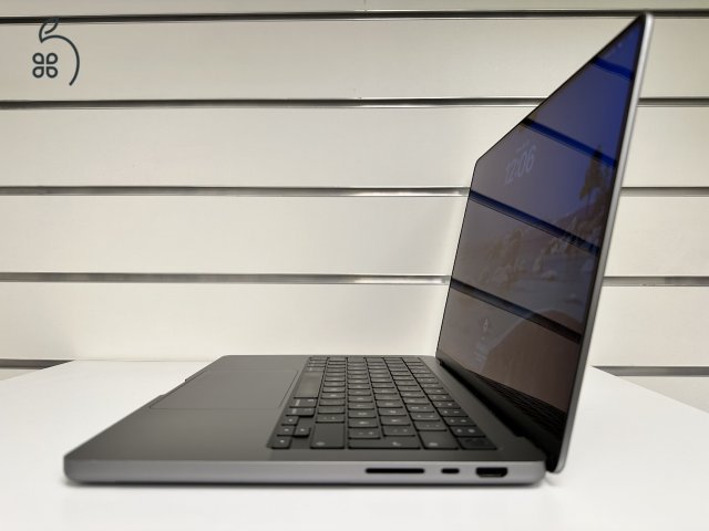 Üzletből, garanciával, Macbook Pro Retina 14