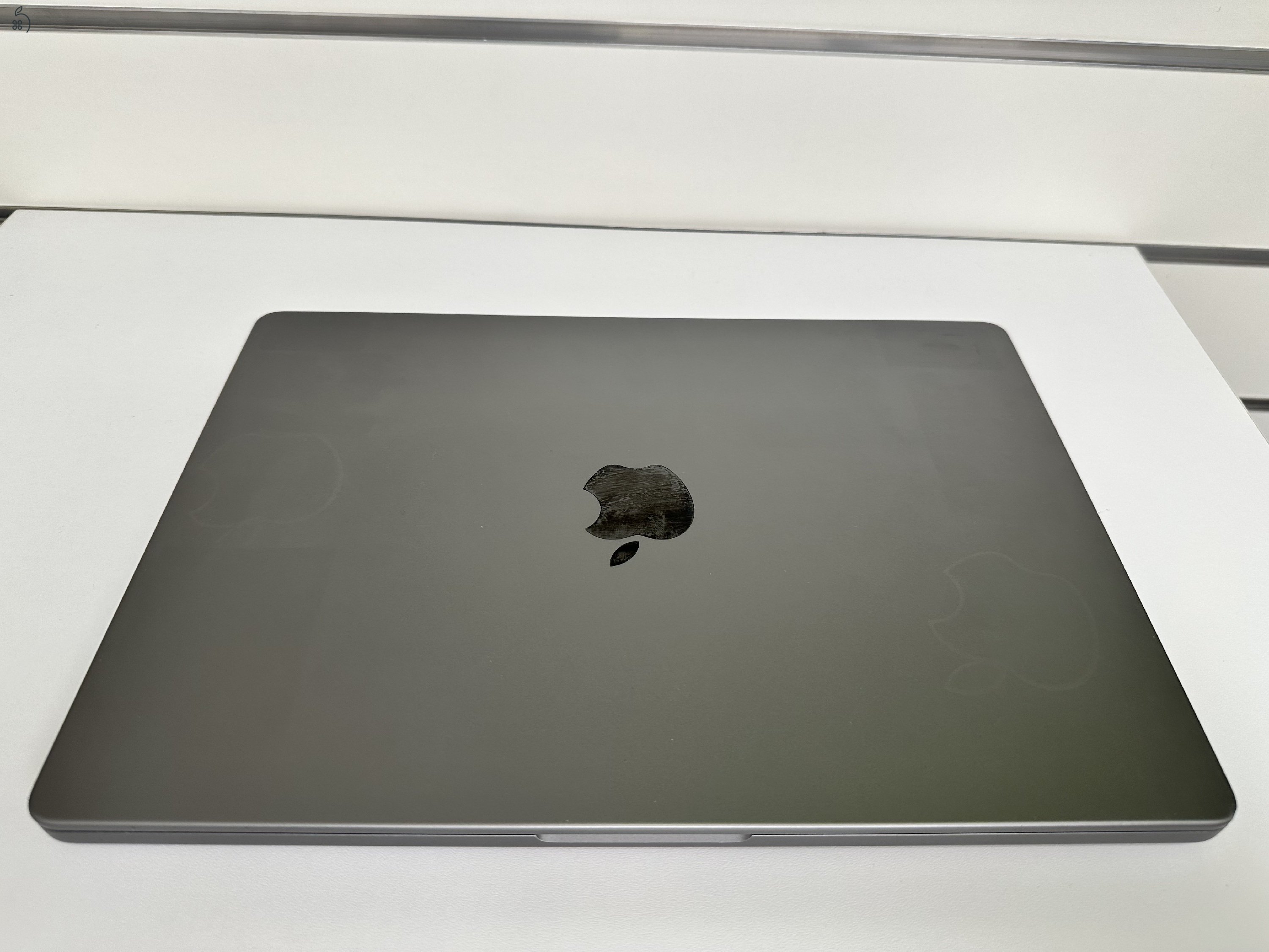 Üzletből, garanciával, Macbook Pro Retina 14
