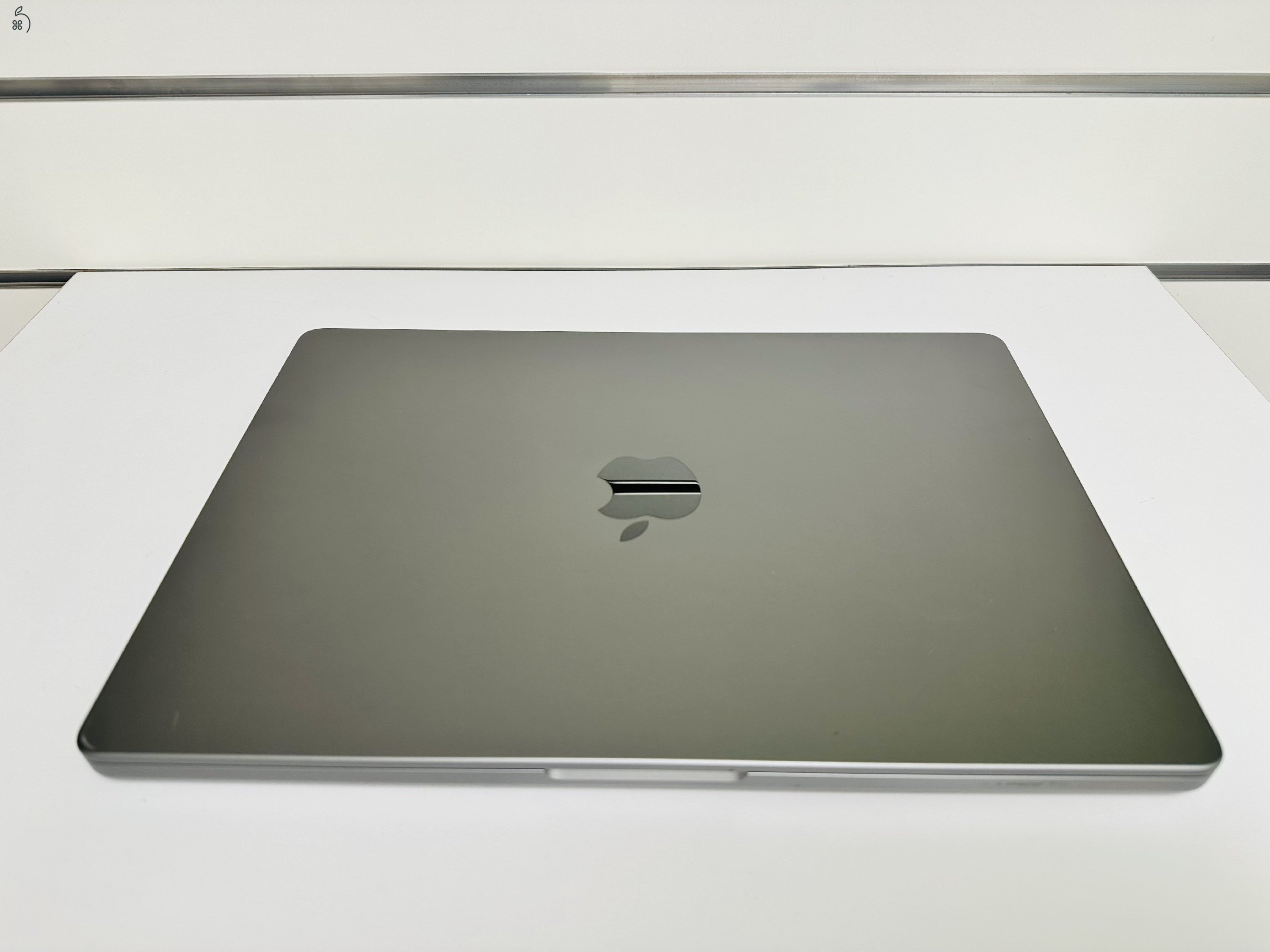 Üzletből, garanciával, Macbook Pro Retina 14