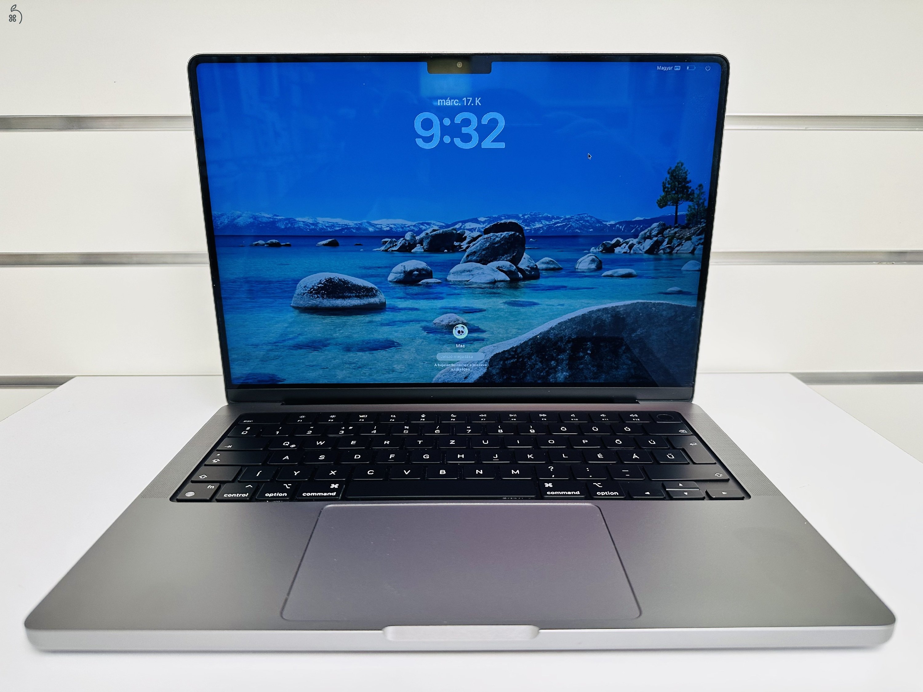 Üzletből, garanciával, Macbook Pro Retina 14