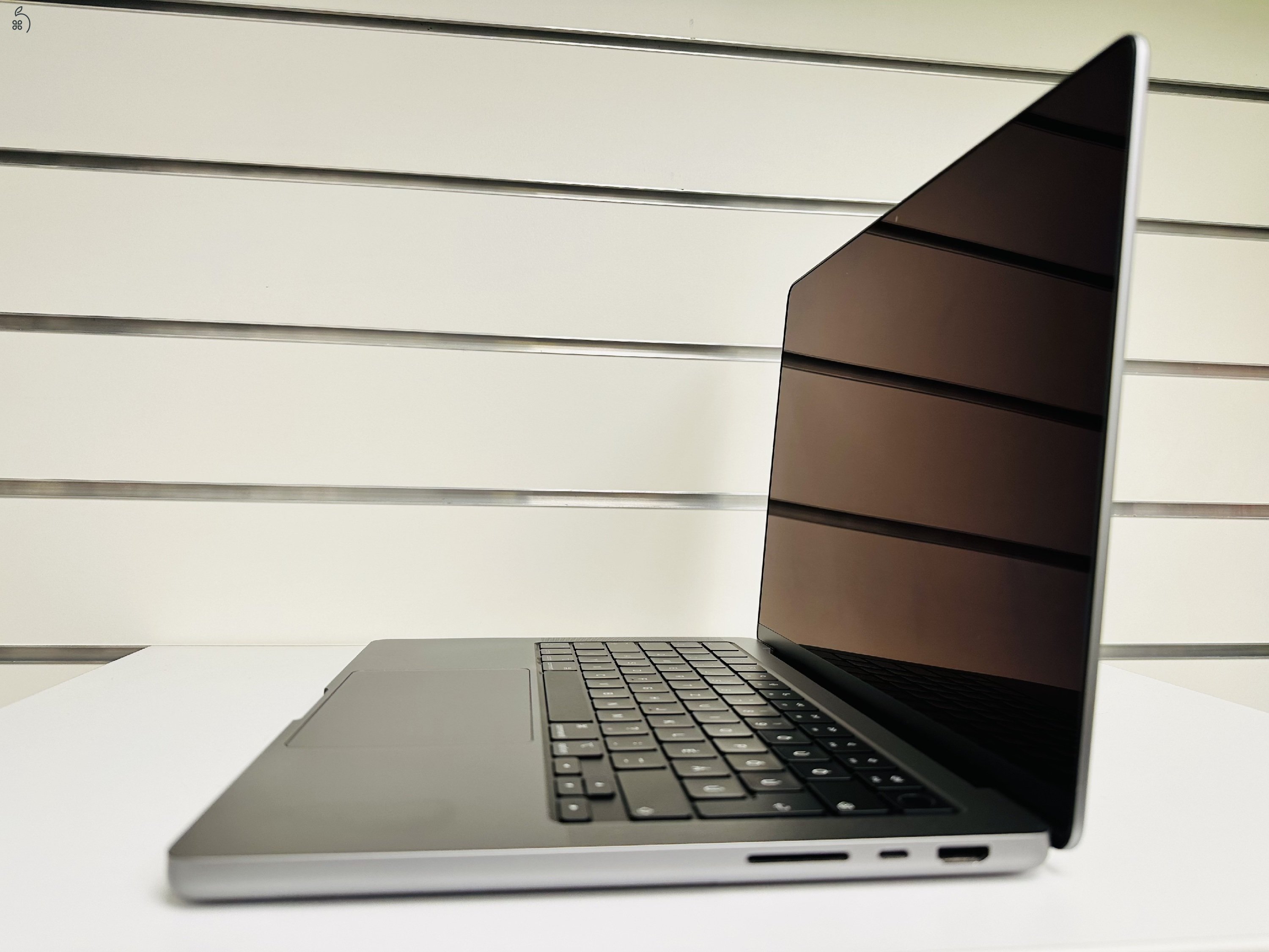 Üzletből, garanciával, Macbook Pro Retina 14