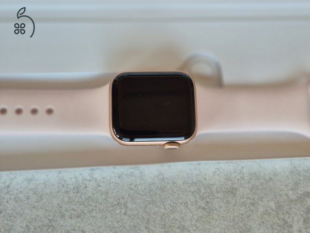 Apple Watch S5 40MM Rosegold Pink sportszíjjal ÚJ