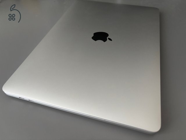 Macbook Pro M1 - 8GB RAM, 512GB SSD, Garanciális