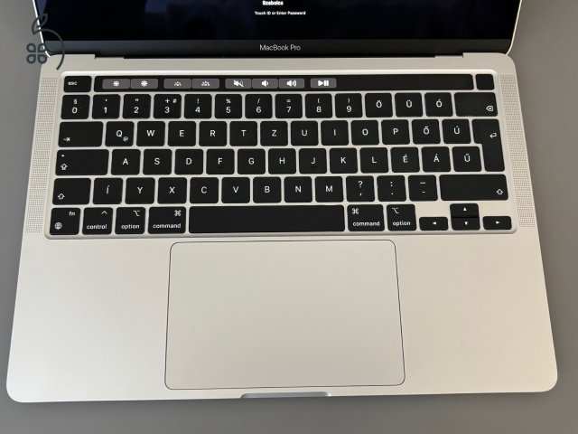 Macbook Pro M1 - 8GB RAM, 512GB SSD, Garanciális