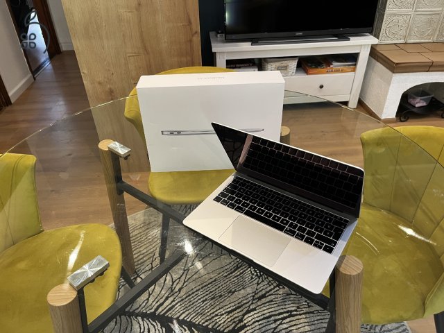 MacBook Air Retina 13' (2018)