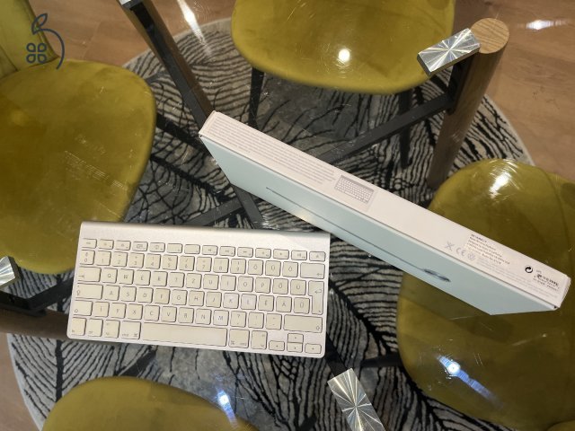Apple Wireless Keyboard