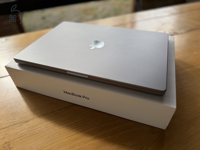 MacBook Pro 16 col 2021, M1 Max 10c/32c 32GB RAM, 1TB GB SSD eladó