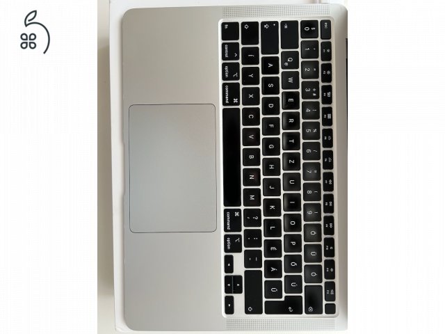 APPLE MacBook Air 2020 13,3