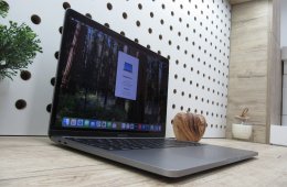 Apple Macbook Pro 13 M1 - 2020 - Használt, megkímélt