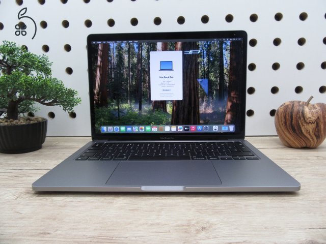 Apple Macbook Pro 13 M1 - 2020 - Használt, megkímélt