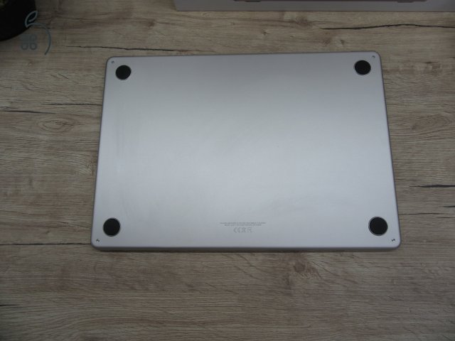 Apple Macbook Air 15 M2 - 2022 - Használt, karcmentes