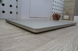 Apple Macbook Air 15 M2 - 2022 - Használt, karcmentes