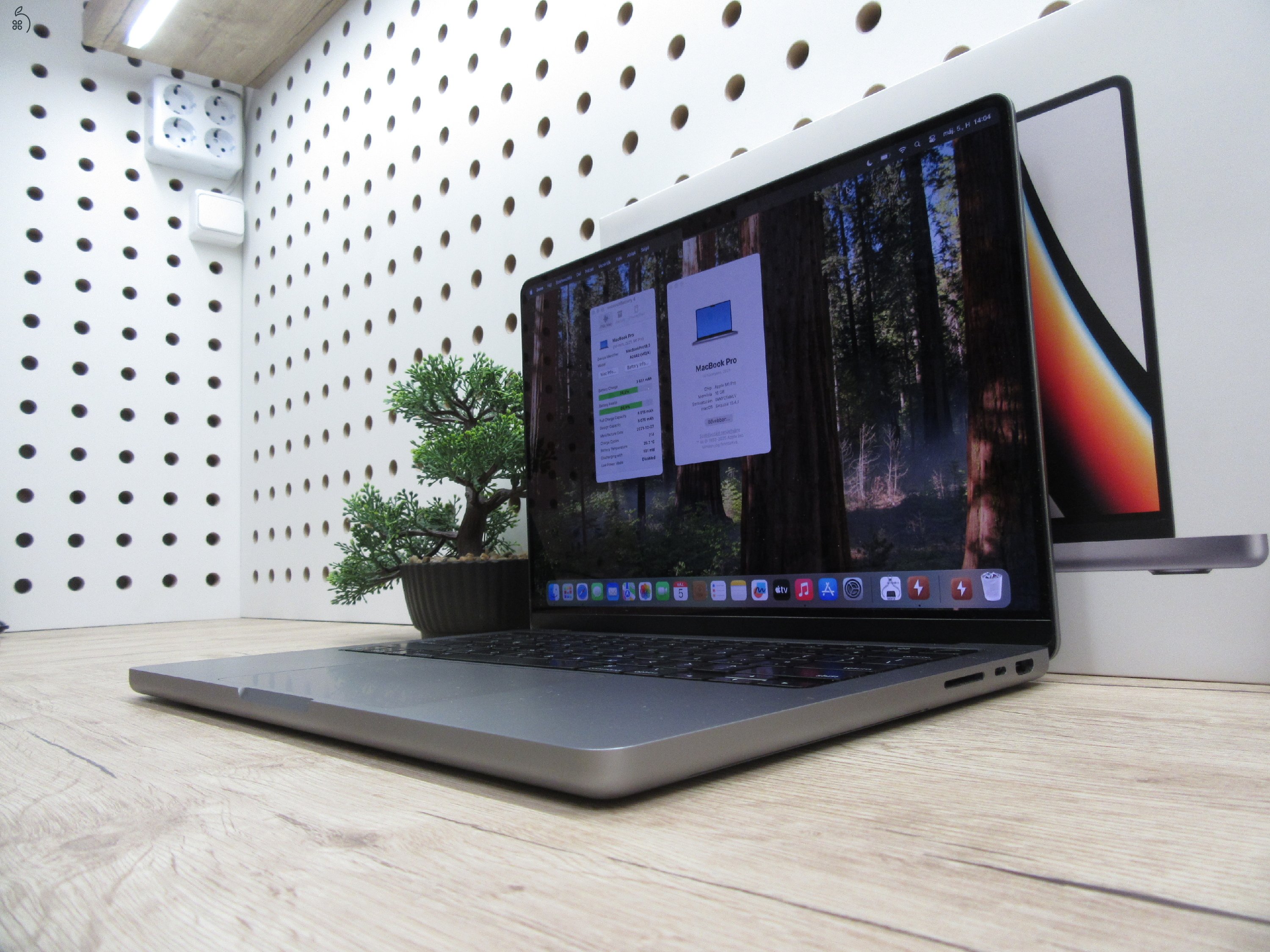 Apple Macbook 14 M1 Pro - 2021 - Használt, karcmentes, USA Bill