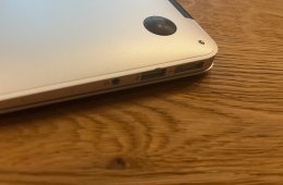 2017 MacBook Air 13 / i5 / 8GB / 256GB SSD / Magyar / 86% Aksi