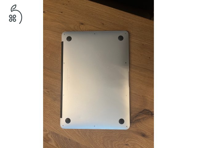 2017 MacBook Air 13 / i5 / 8GB / 256GB SSD / Magyar / 86% Aksi