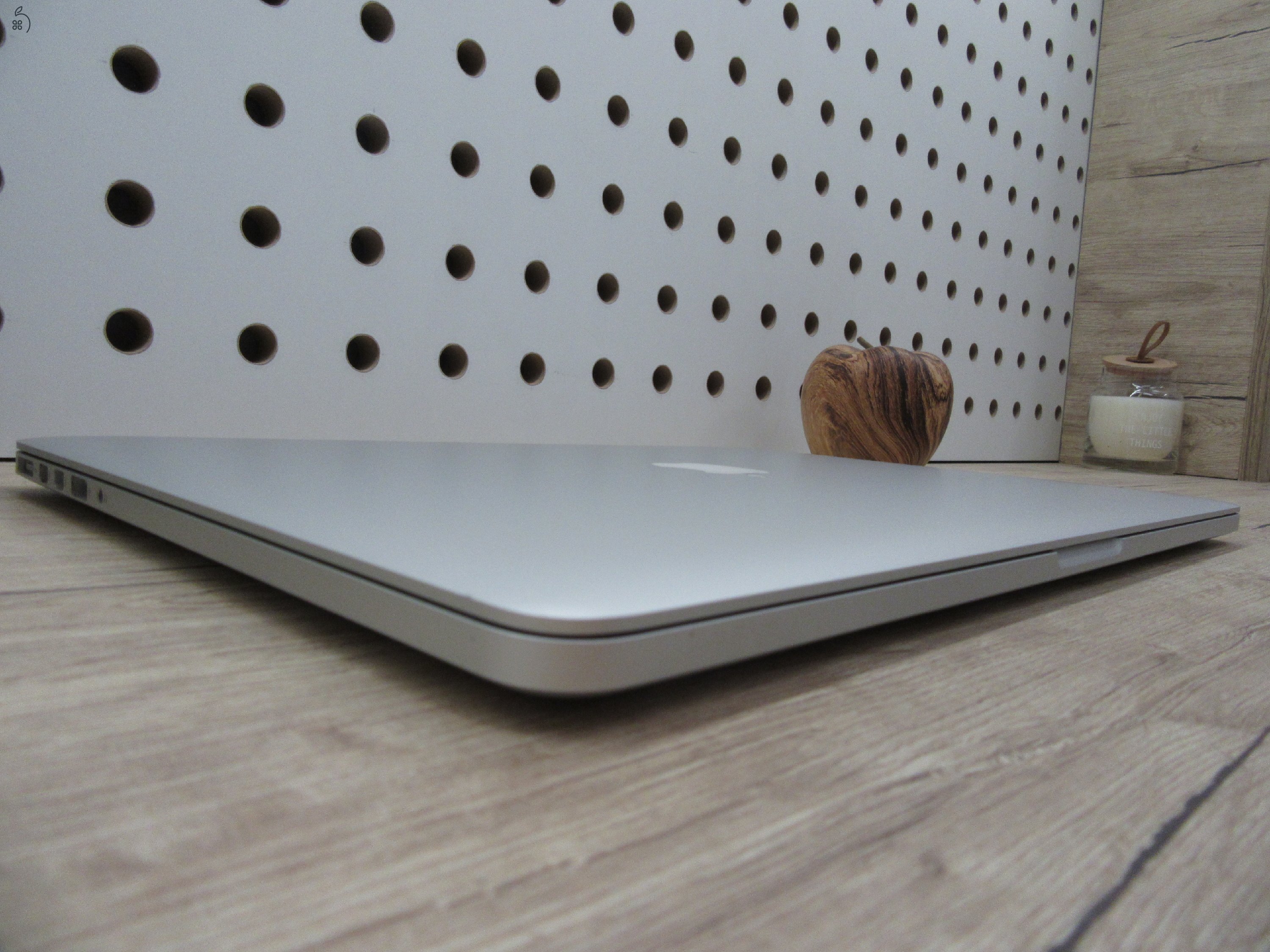 Apple Retina Macbook Pro 15 - 2013 Late - Használt, szép állapot