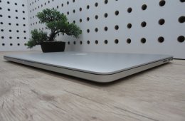 Apple Retina Macbook Pro 15 - 2013 Late - Használt, szép állapot