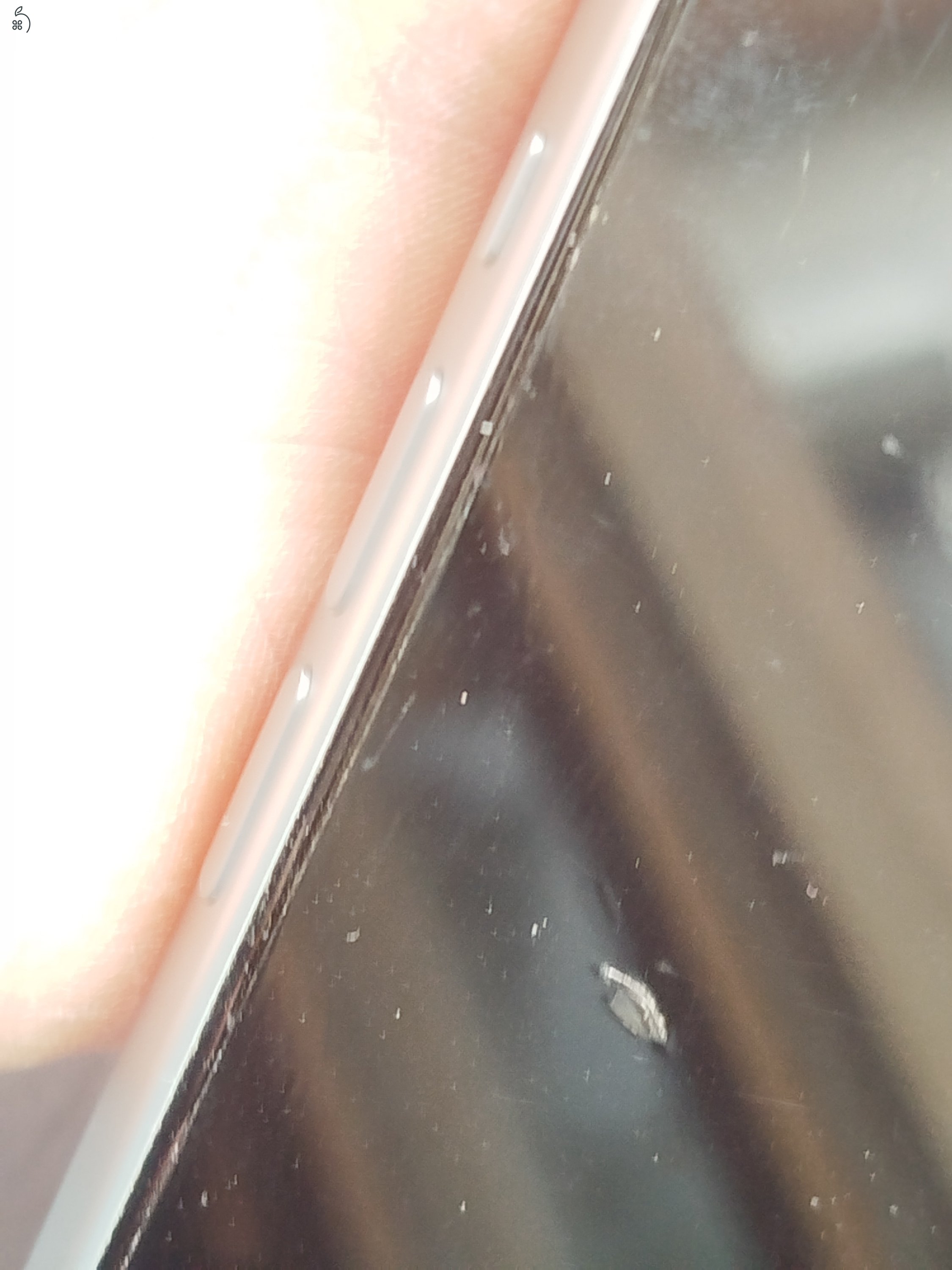 IPhone 15 kék eladó