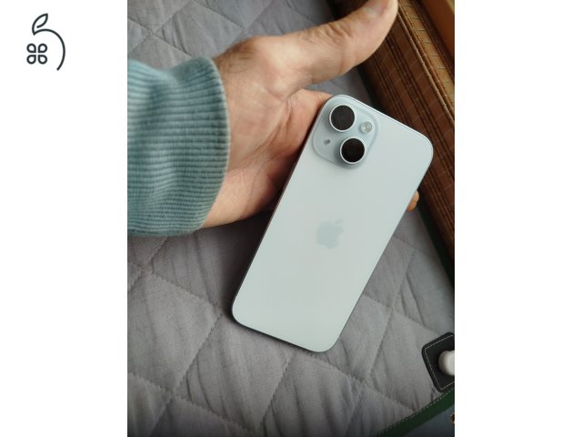 IPhone 15 kék eladó