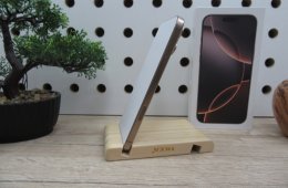 Apple iPhone 16 Pro Max - Desert Titanium - Új, kipróbált