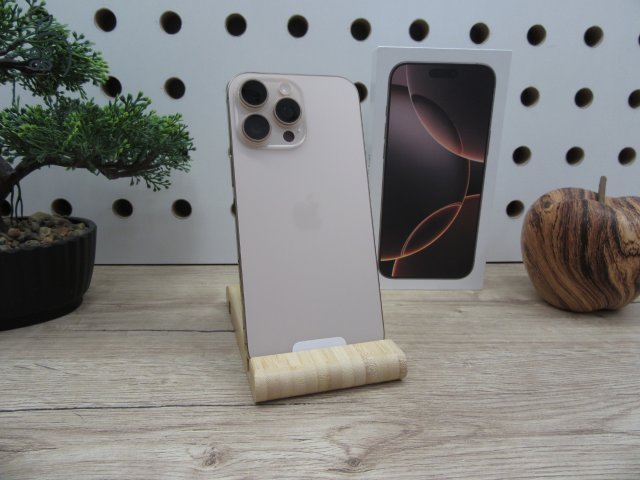 Apple iPhone 16 Pro Max - Desert Titanium - Új, kipróbált