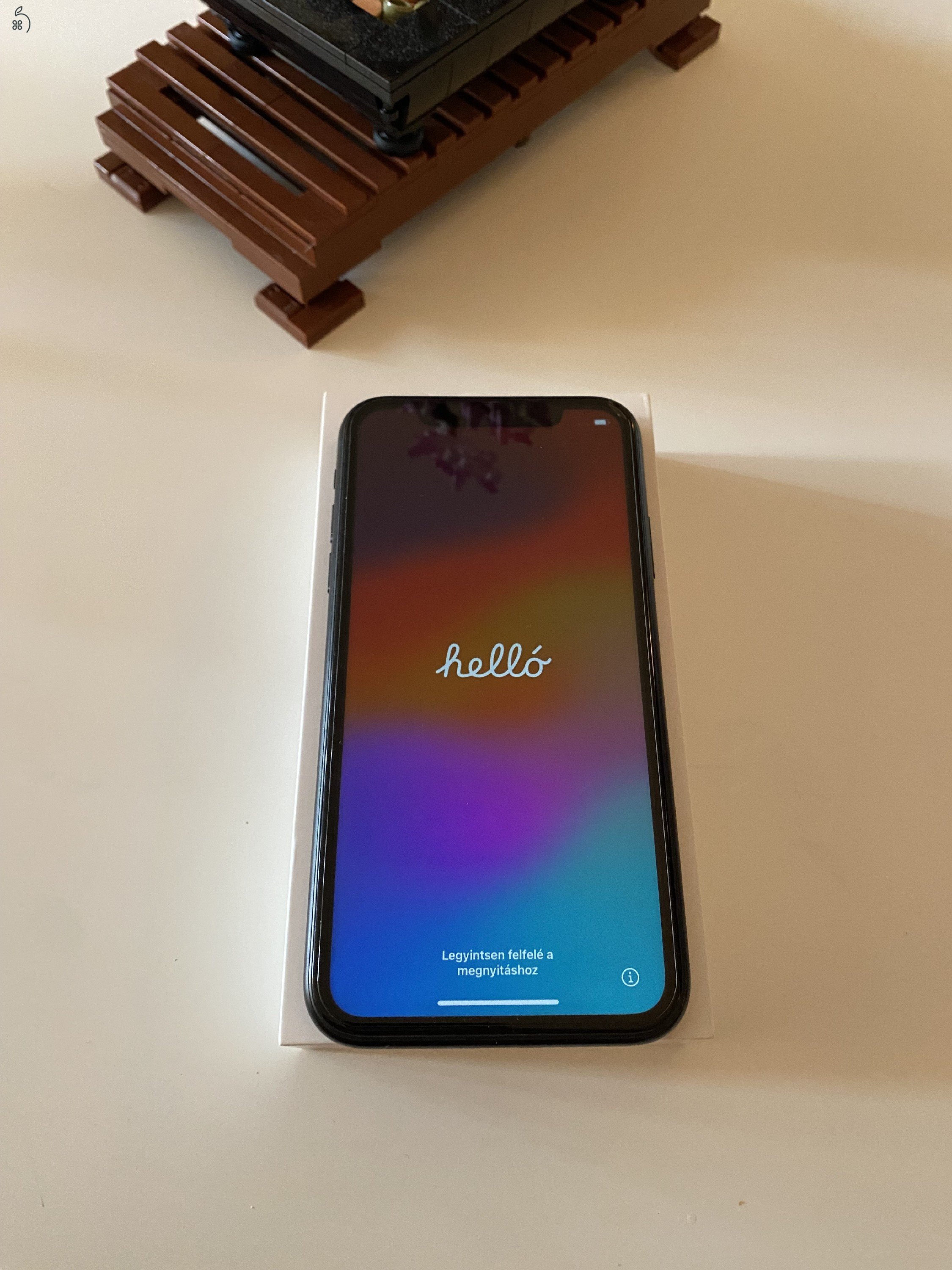 Eladó iPhone XR 64 GB
