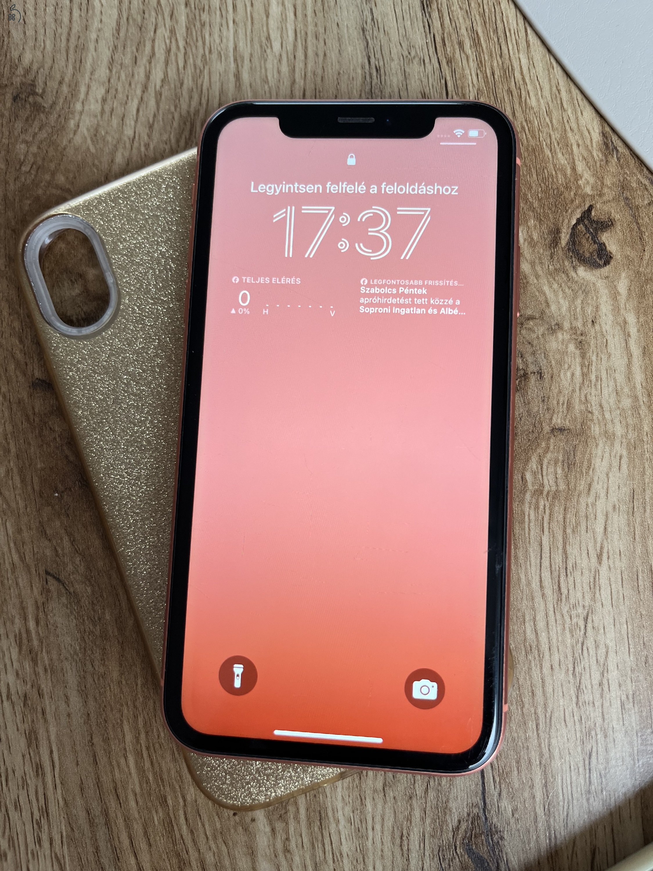 iPhone xr 64 GB coral