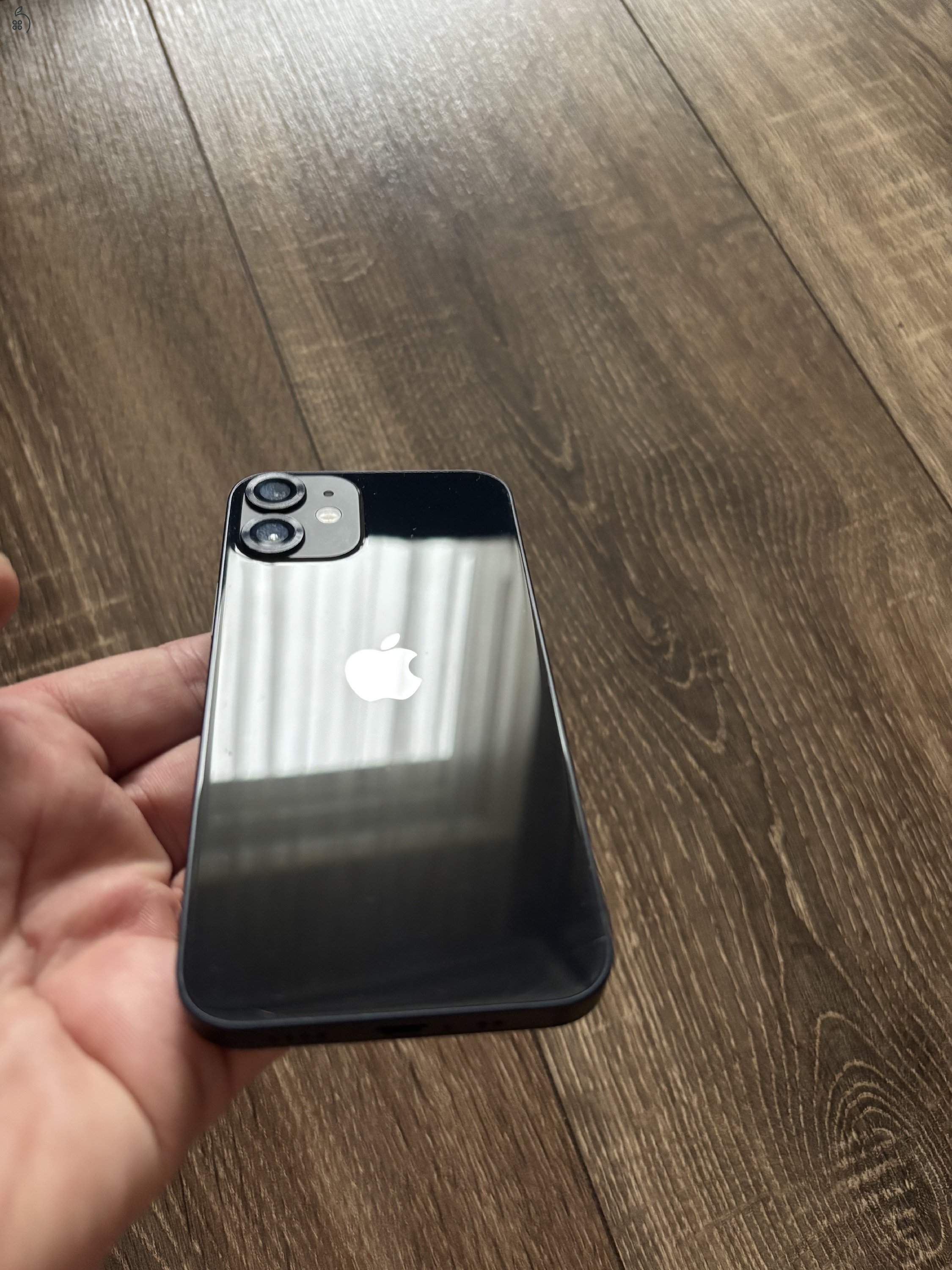 Apple Iphone 12 mini eladó