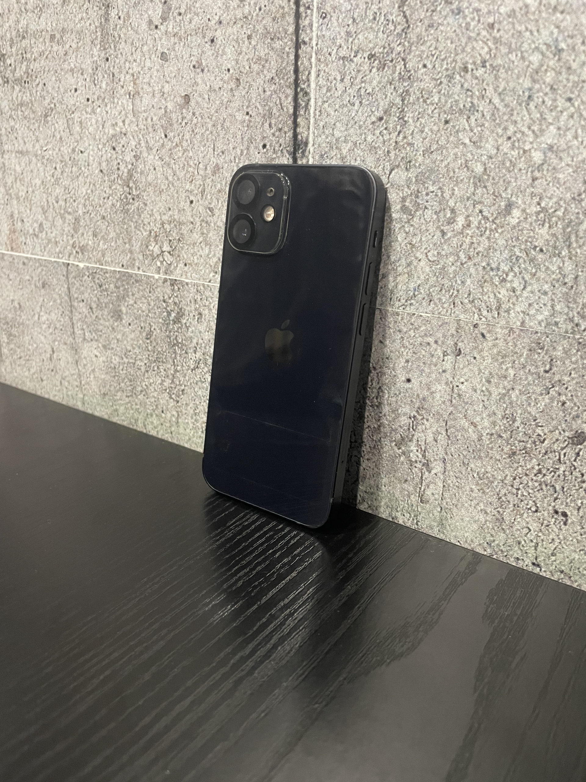 Apple iPhone 12 mini 64GB Fekete Használt Kártyafüggetlen