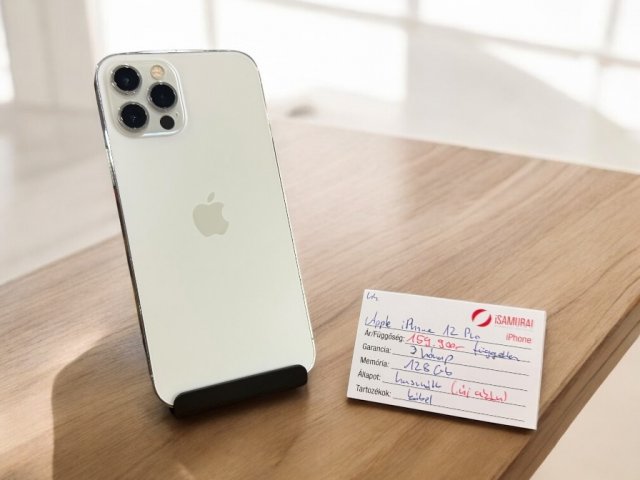 44. Apple iPhone 12 Pro - 128 GB - Ezüst - ÚJ AKKU