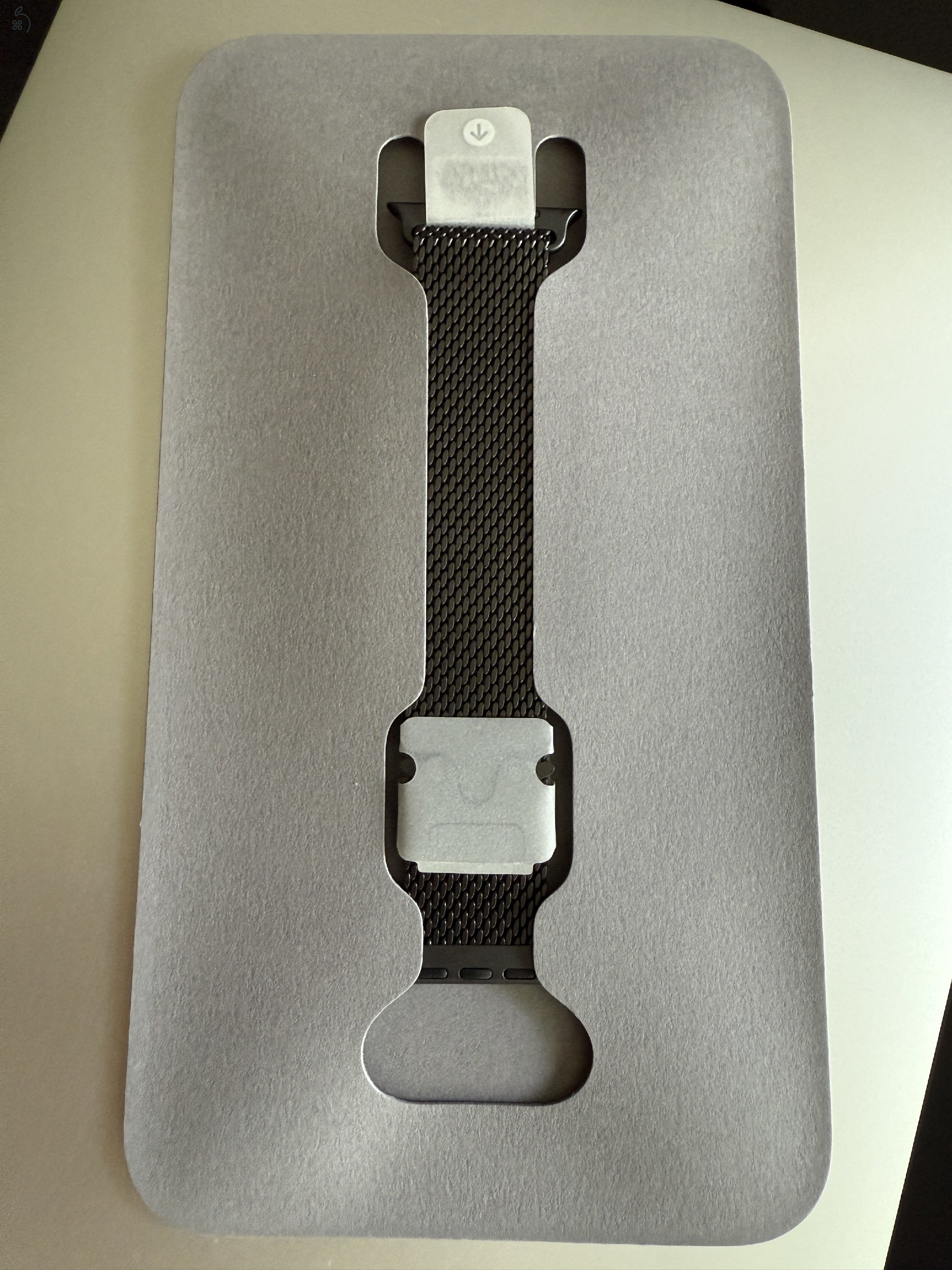 Gyári Apple 49 mm-es fekete titán milánói szíj – M Watch Ultra/Ultra2