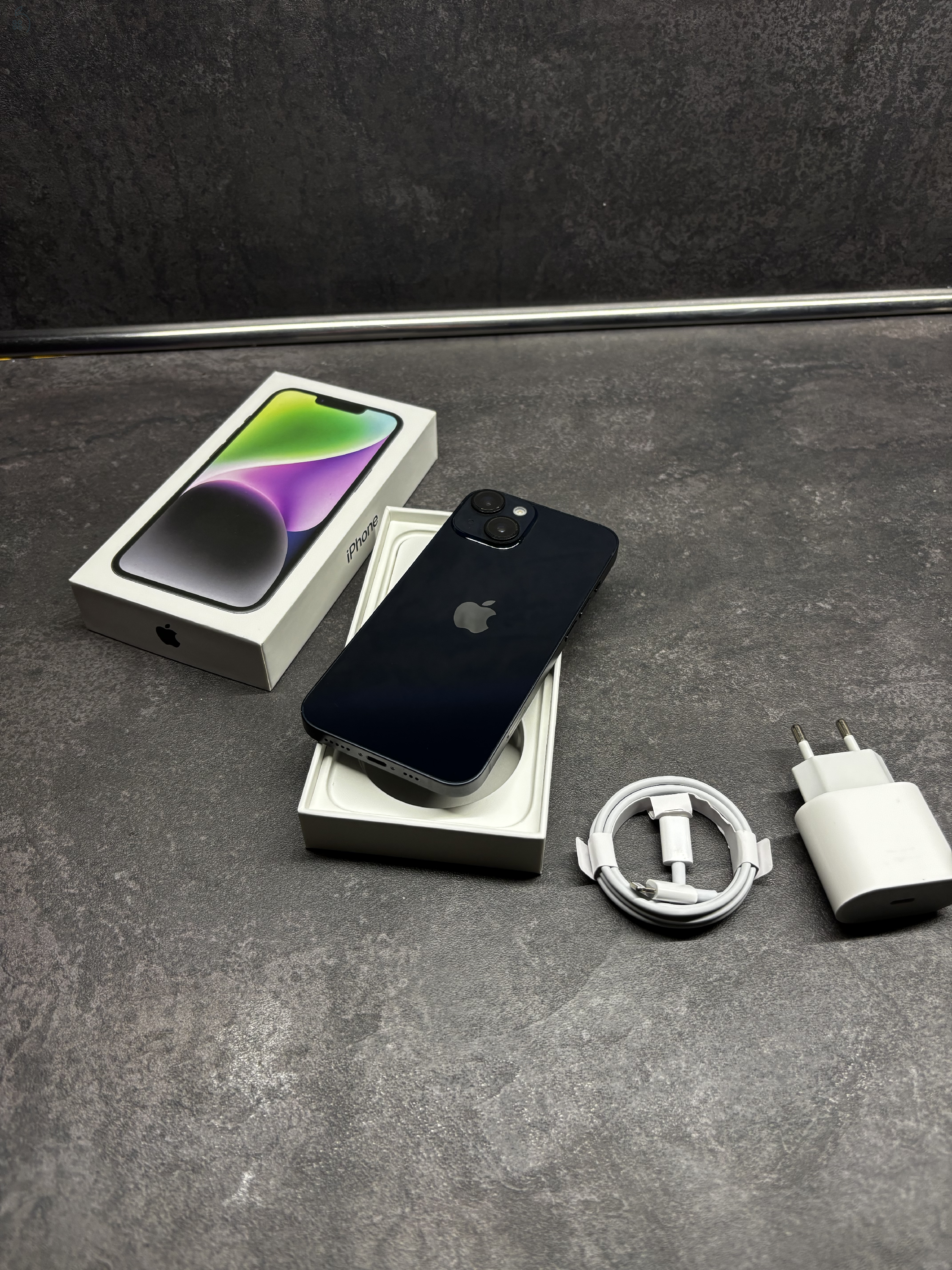 Apple iPhone 14 128Gb, Gyári Állapotú, 1 Év Garancia, +Apple Adapter