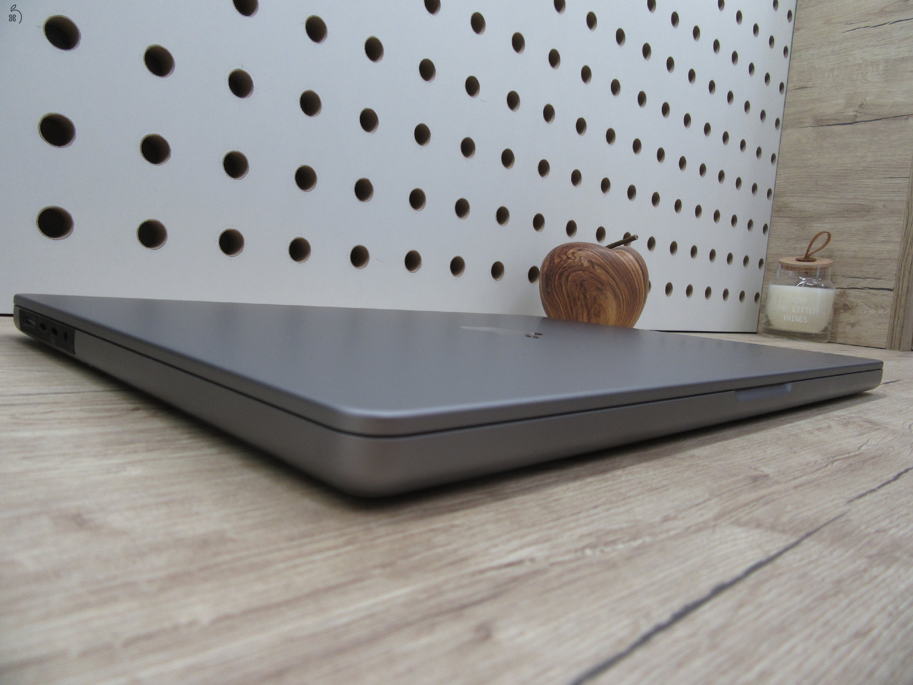 Apple Macbok 16 M1 Pro - 2021 - Új, garanciába cserélt